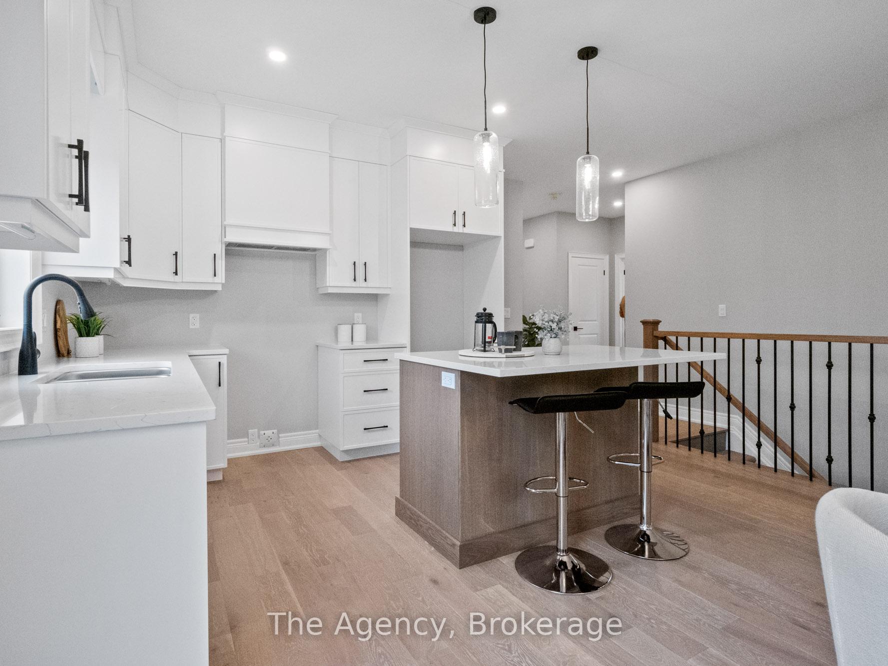 Photo 8 of 211 Sycamore Street, Welland, West Welland — HOMEH