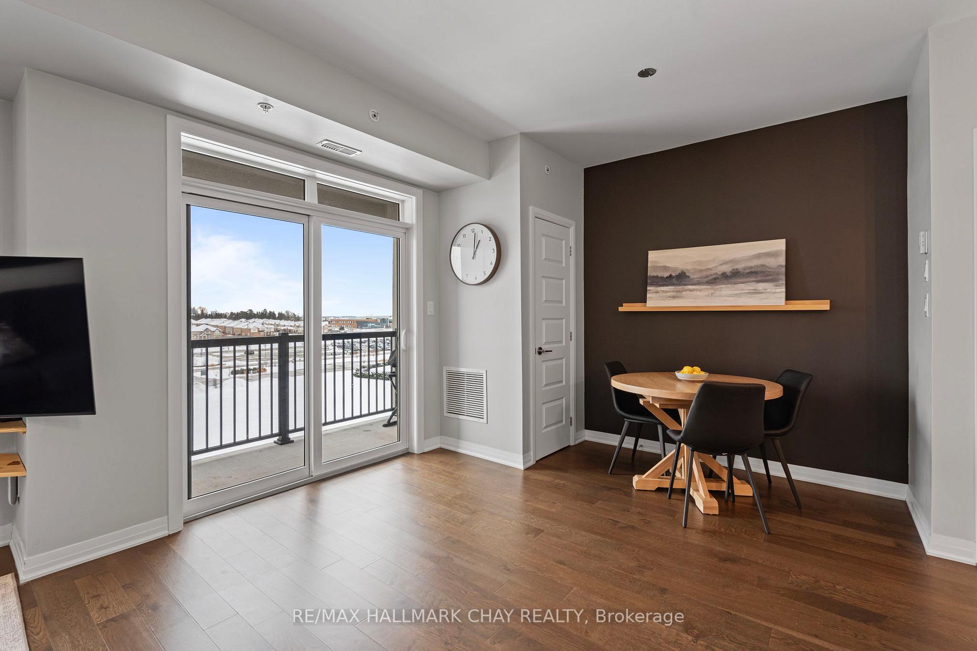 Photo 8 of Unit 622, 610 Farmstead Drive, Milton, Willmott — HOMEH