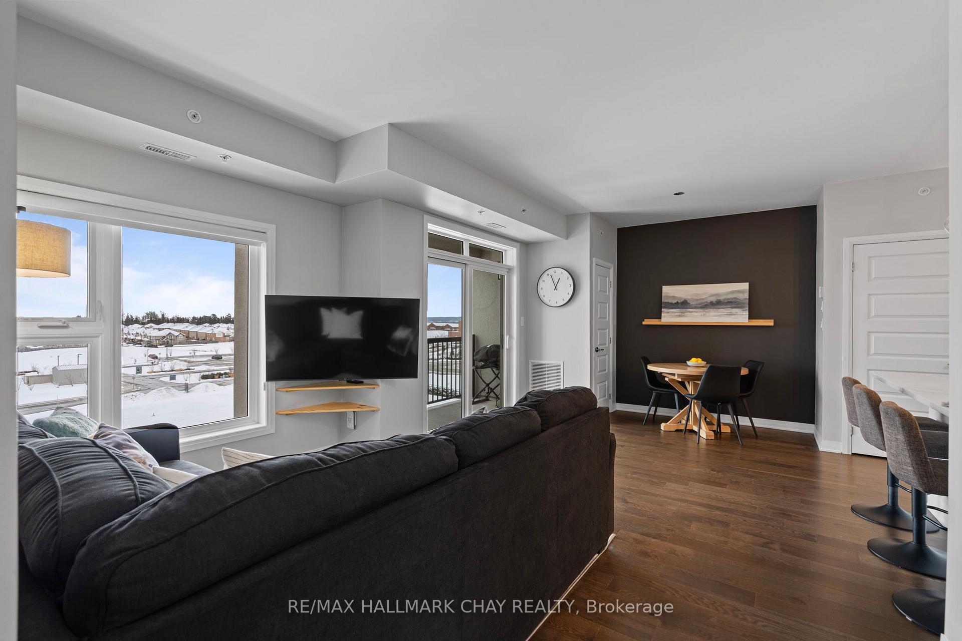 Photo 9 of Unit 622, 610 Farmstead Drive, Milton, Willmott — HOMEH