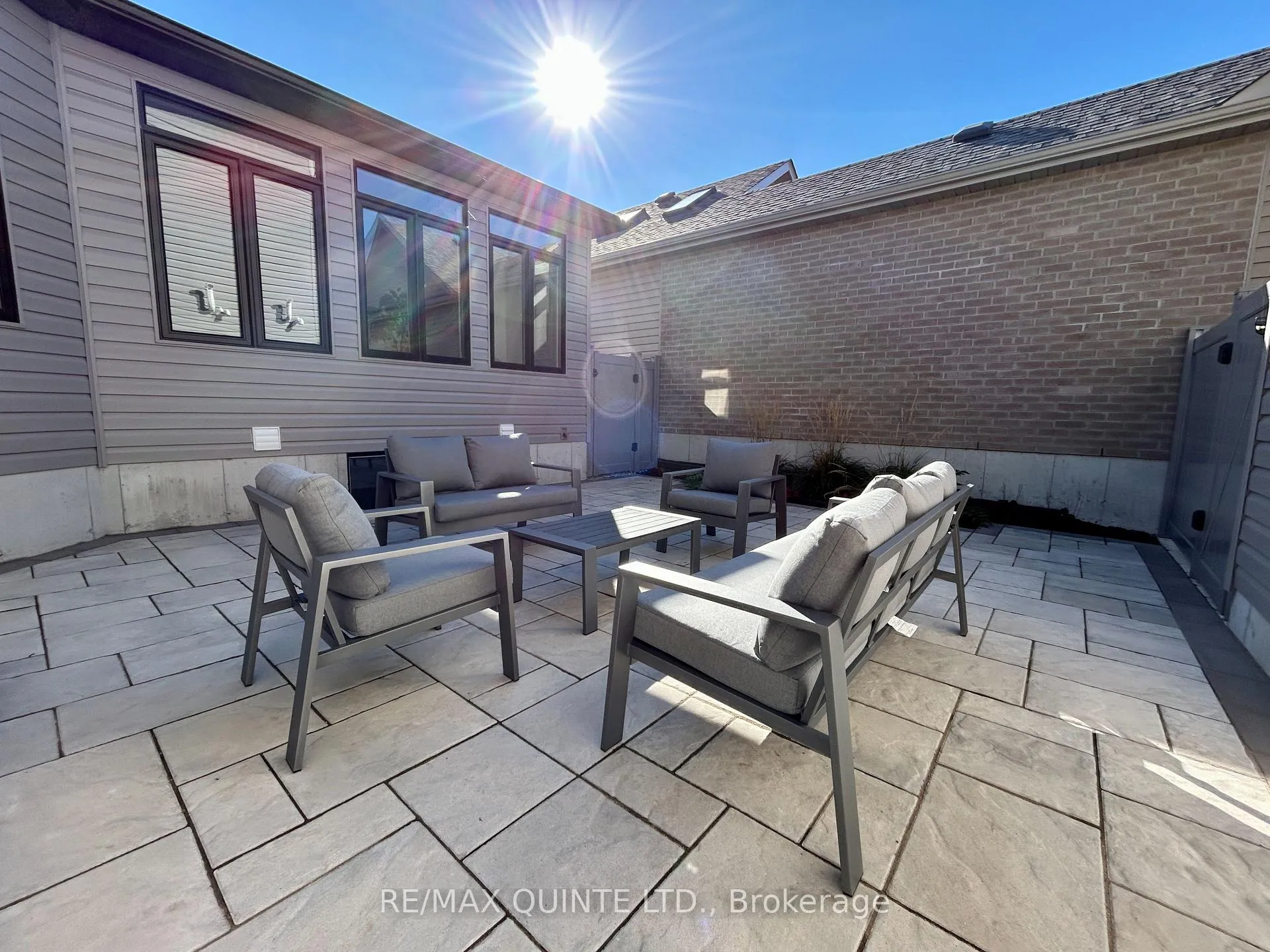 Photo 17 of Unit A, 77 Athabaska Drive, Belleville, Thurlow Ward — HOMEH