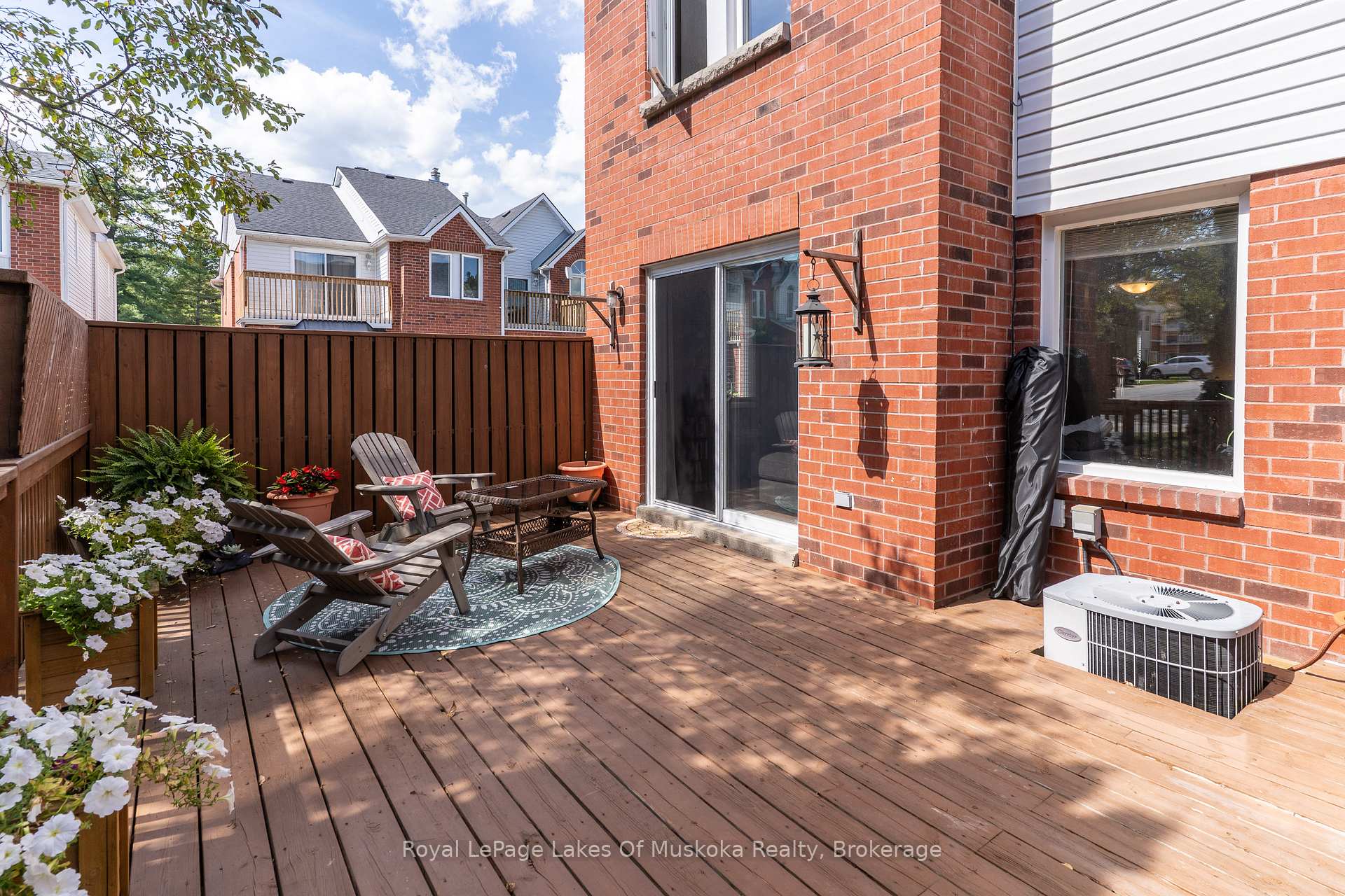 Photo 10 of 50 Shoreline Drive, Bracebridge, Macaulay — HOMEH