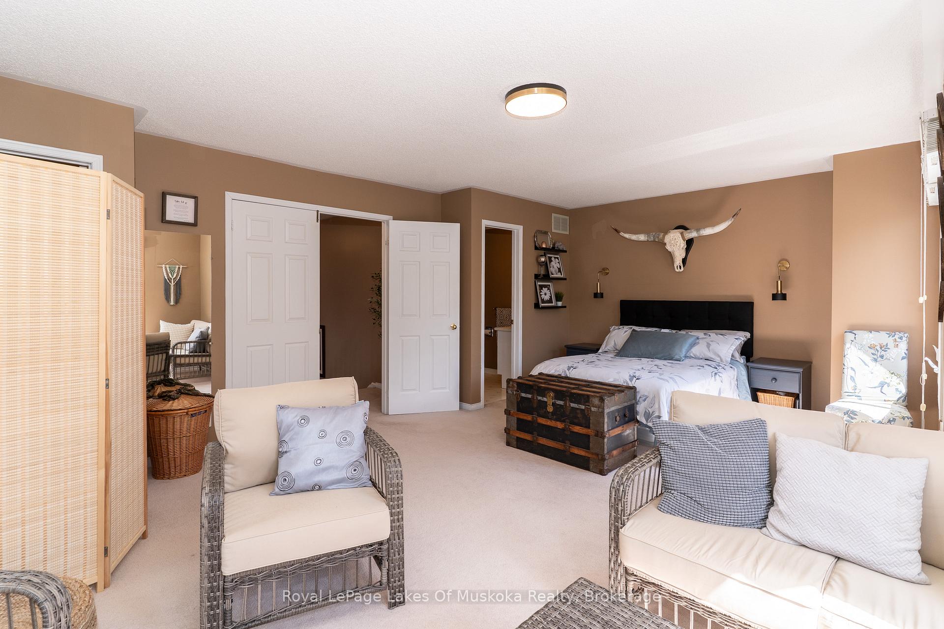 Photo 16 of 50 Shoreline Drive, Bracebridge, Macaulay — HOMEH