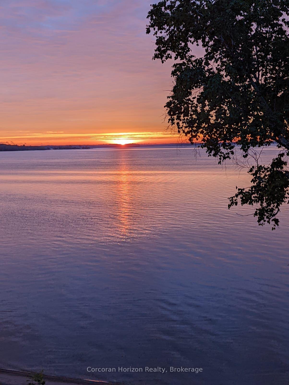 Photo 10 of 77 Mcarthur Drive, Penetanguishene — HOMEH