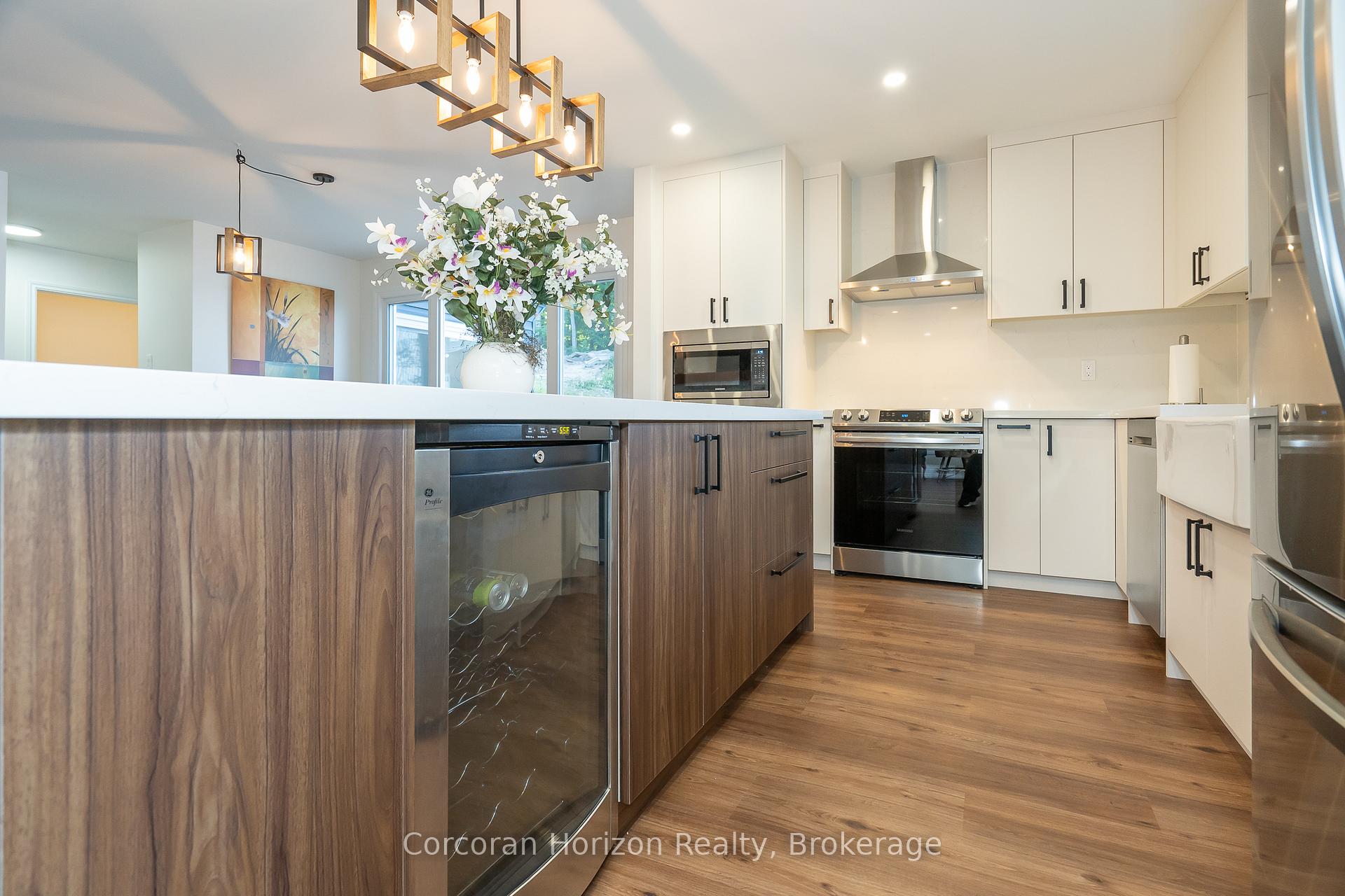 Photo 20 of 77 Mcarthur Drive, Penetanguishene — HOMEH