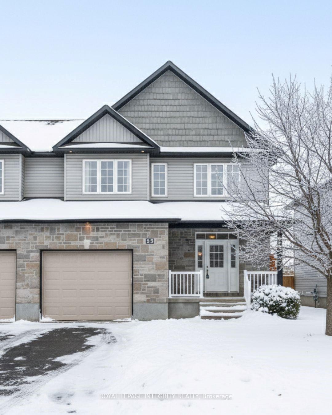 Front of 53 Willowshore Way