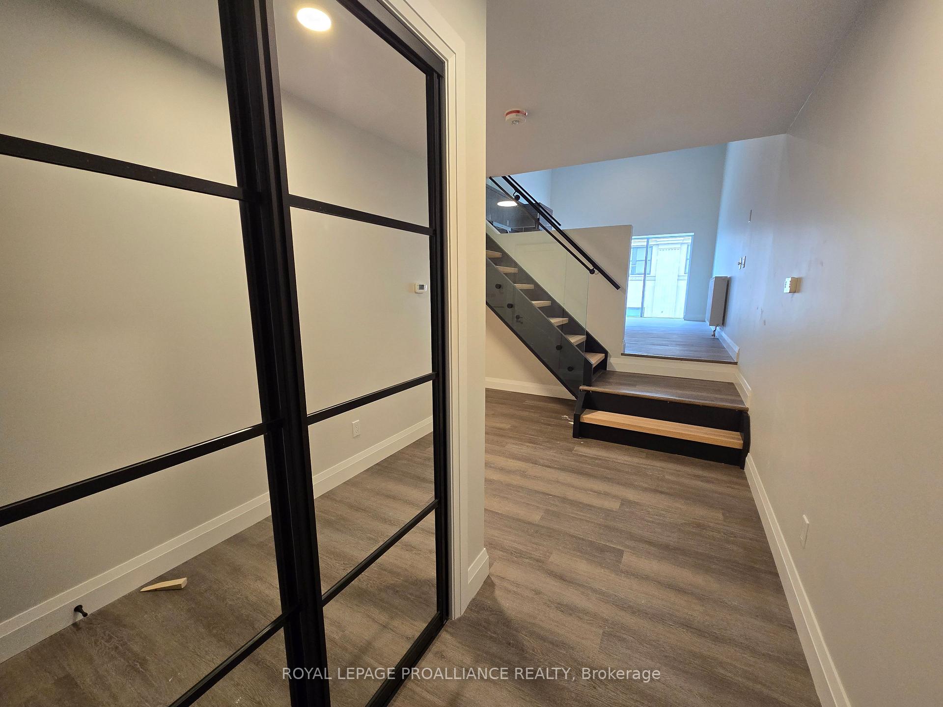 Photo 2 of Unit 206, 241 Front Street, Belleville, Belleville Ward — HOMEH