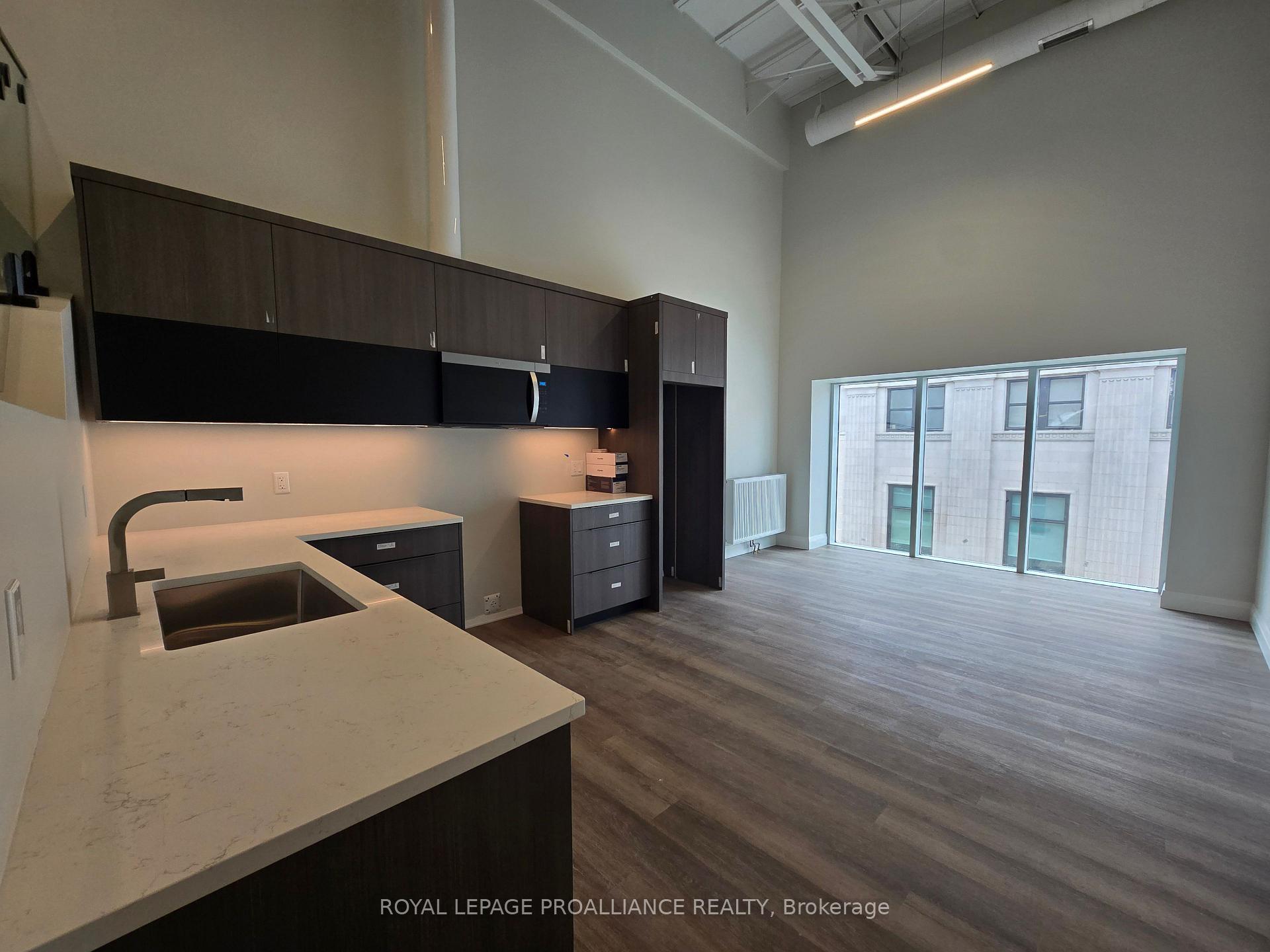 Photo 5 of Unit 206, 241 Front Street, Belleville, Belleville Ward — HOMEH