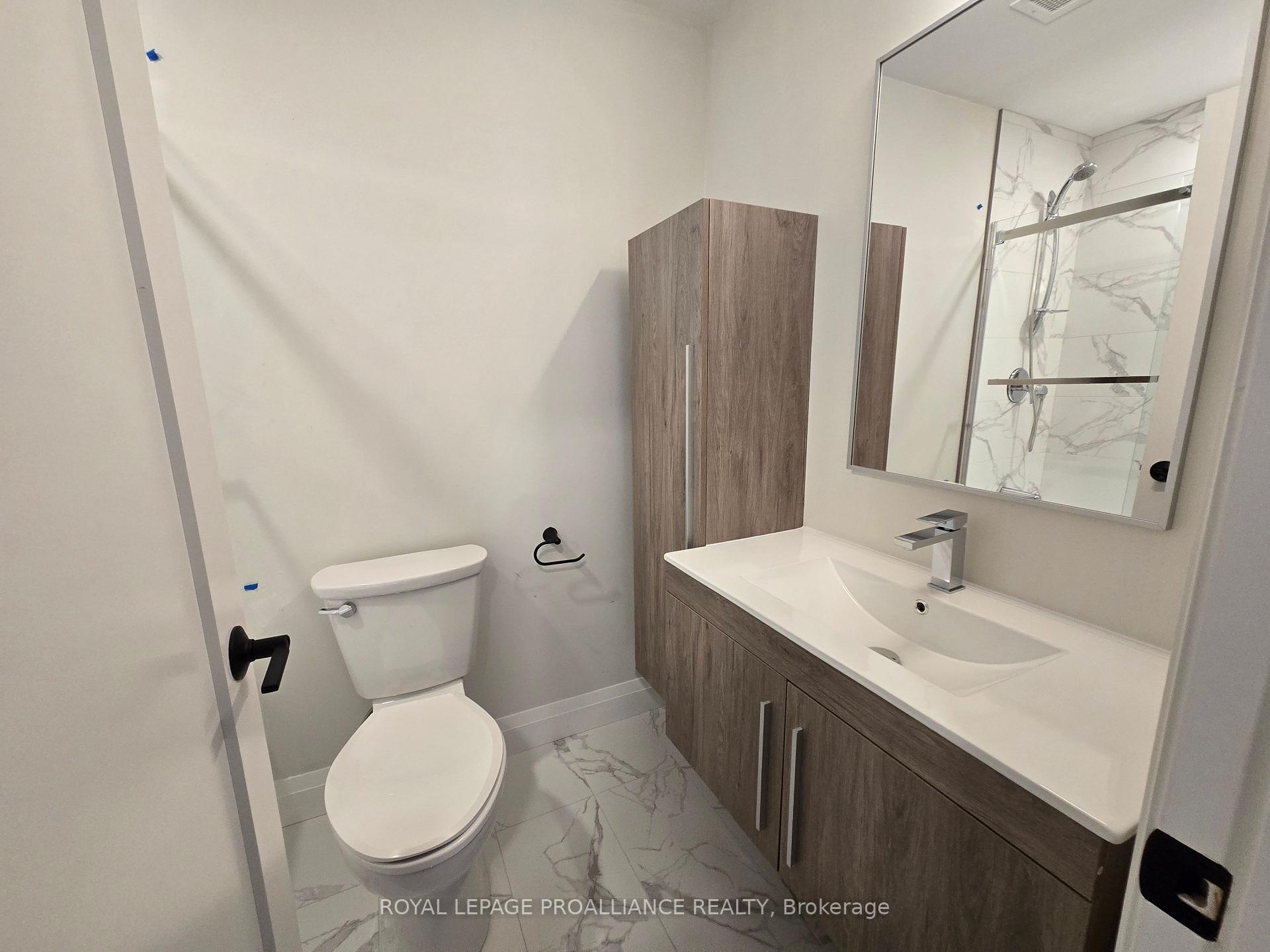 Photo 9 of Unit 206, 241 Front Street, Belleville, Belleville Ward — HOMEH
