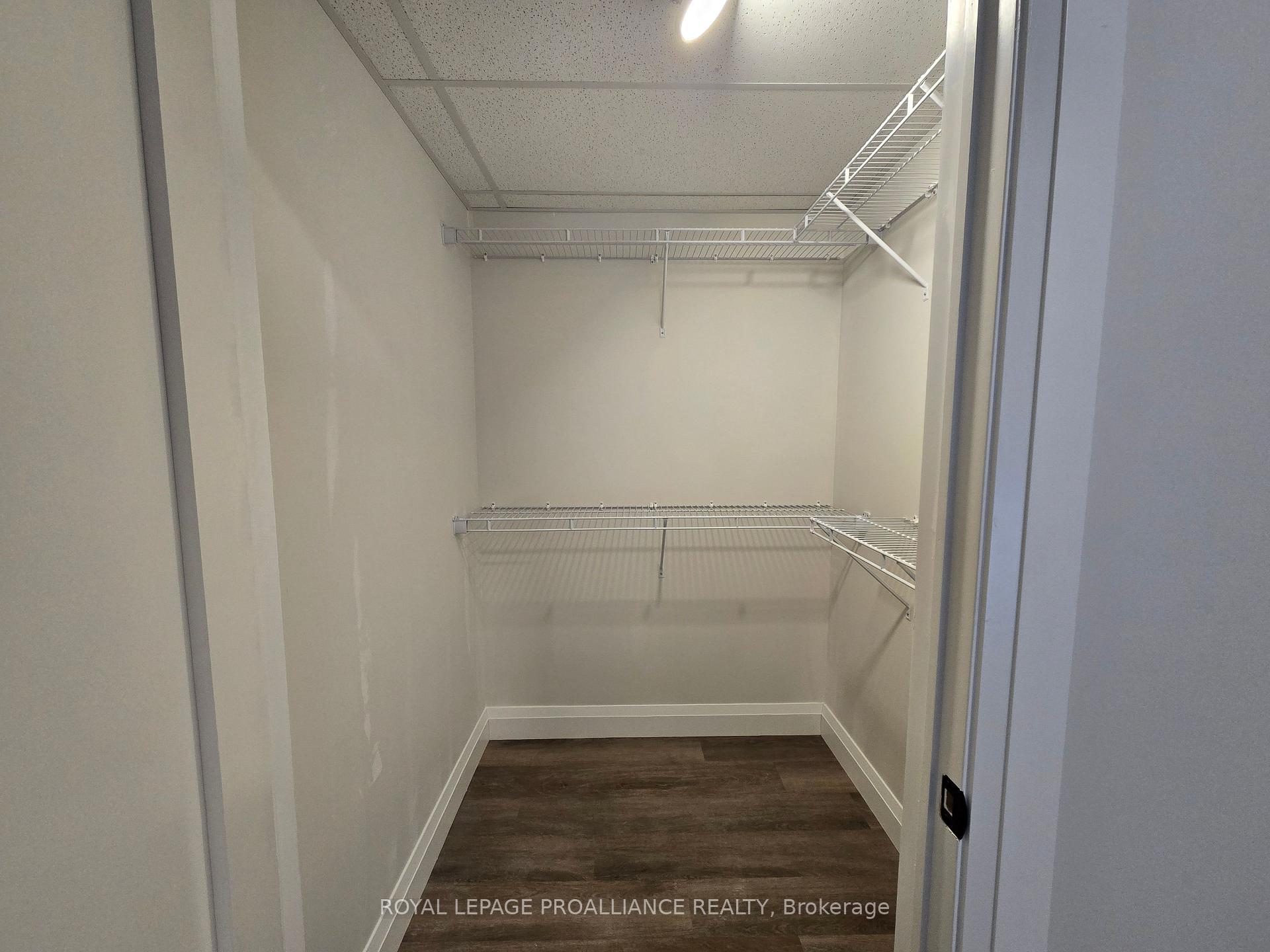 Photo 10 of Unit 206, 241 Front Street, Belleville, Belleville Ward — HOMEH