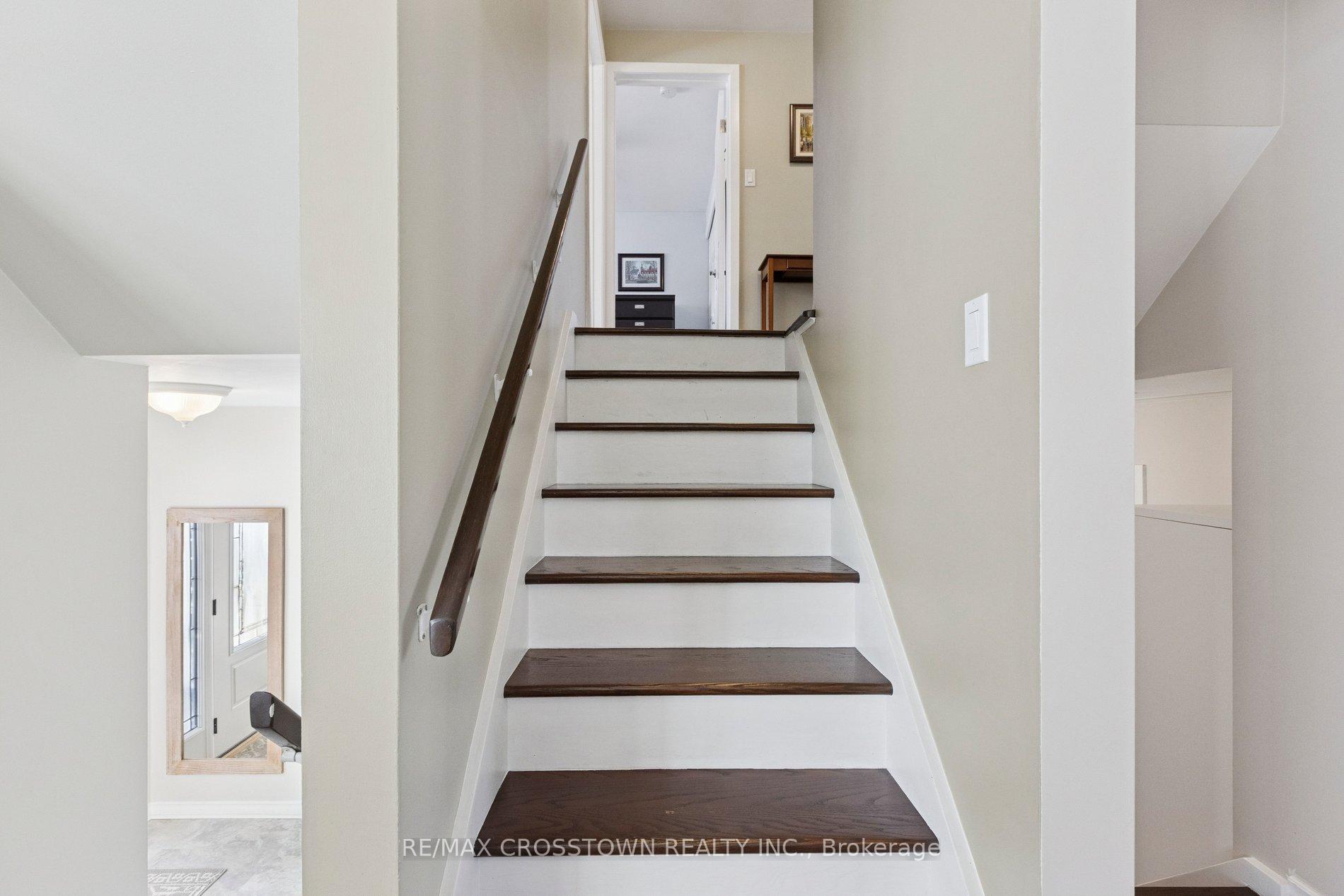 Photo 16 of 194 Ross Avenue, Kitchener — HOMEH
