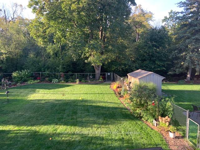 Photo 33 of 194 Ross Avenue, Kitchener — HOMEH