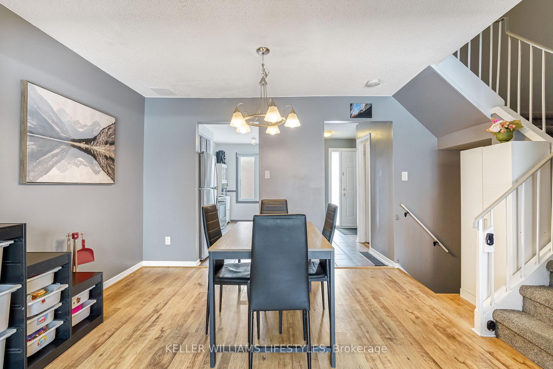 Photo 5 of Unit 202, 500 Osgoode Drive, London, South Y — HOMEH