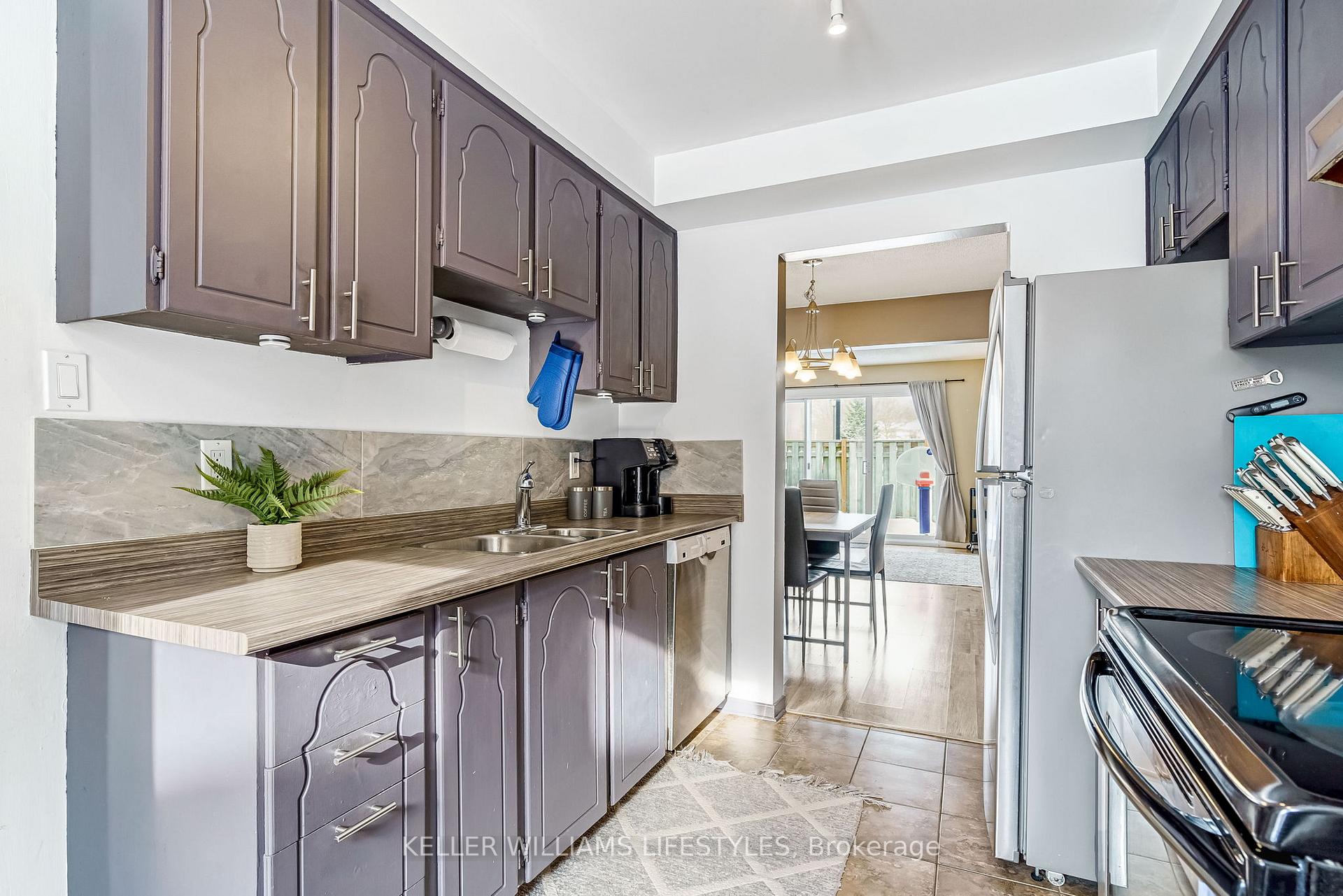 Photo 15 of Unit 202, 500 Osgoode Drive, London, South Y — HOMEH