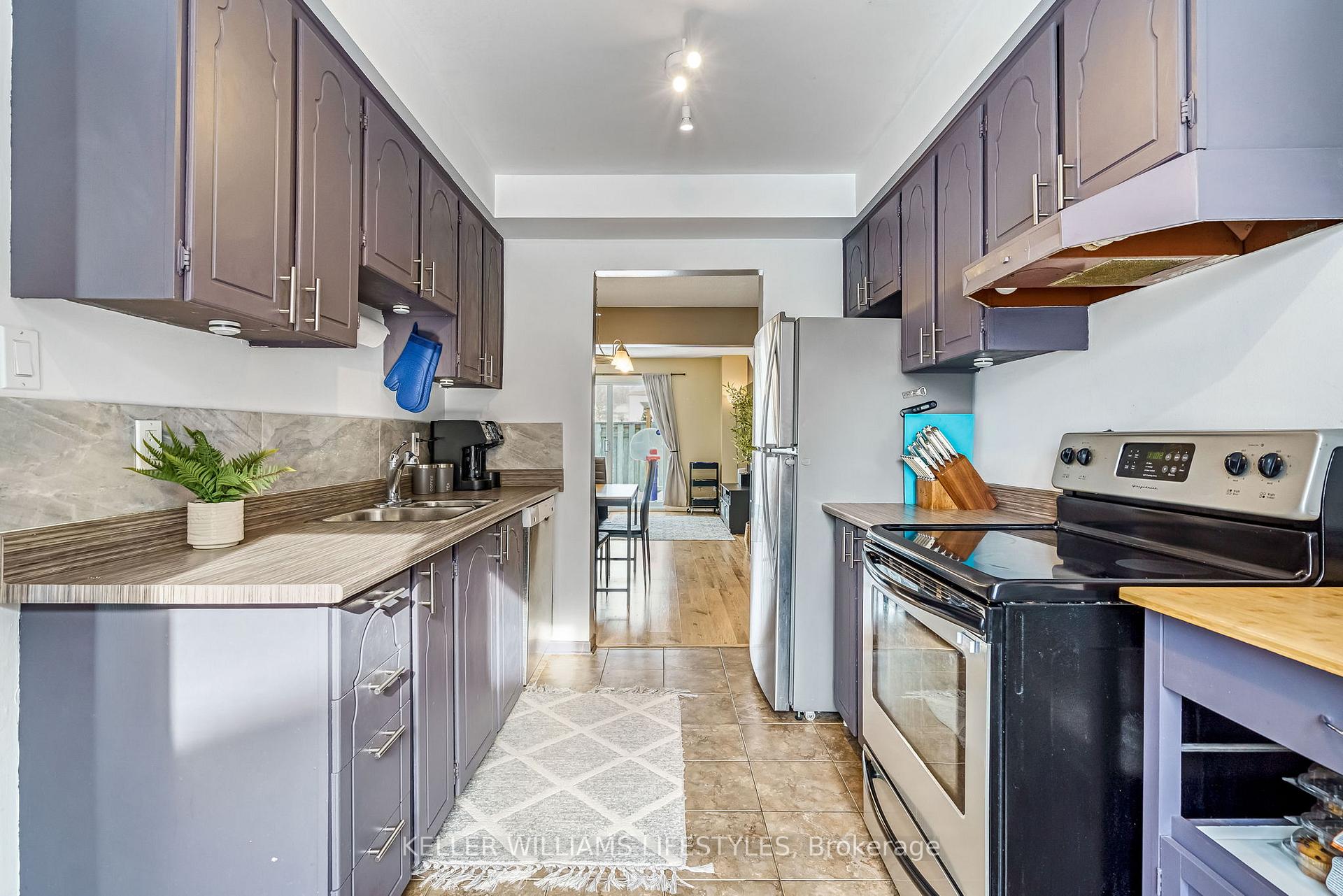 Photo 16 of Unit 202, 500 Osgoode Drive, London, South Y — HOMEH