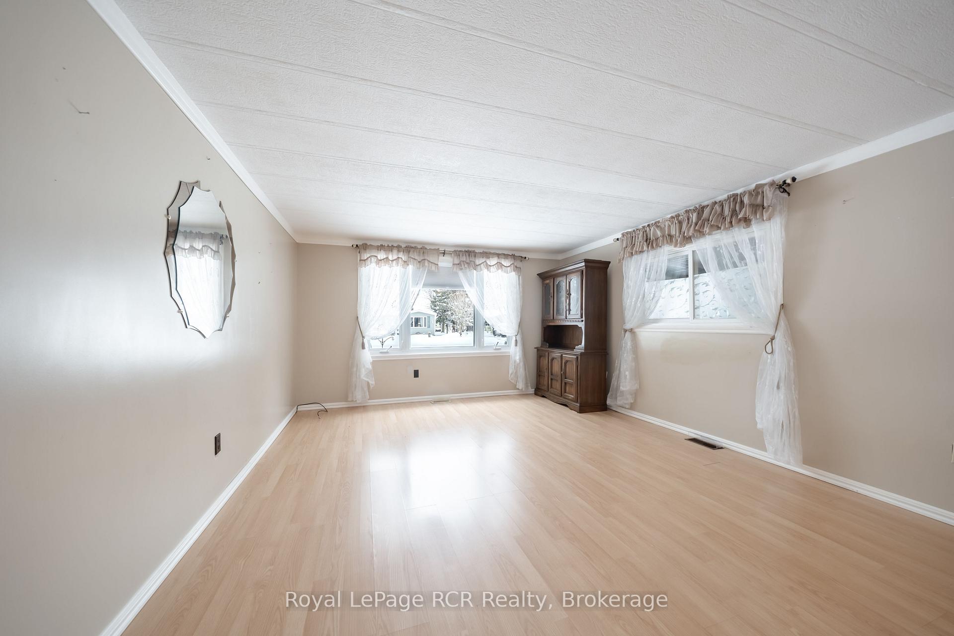 Photo 9 of Unit Unit #3, 302694 Douglas Street, West Grey — HOMEH