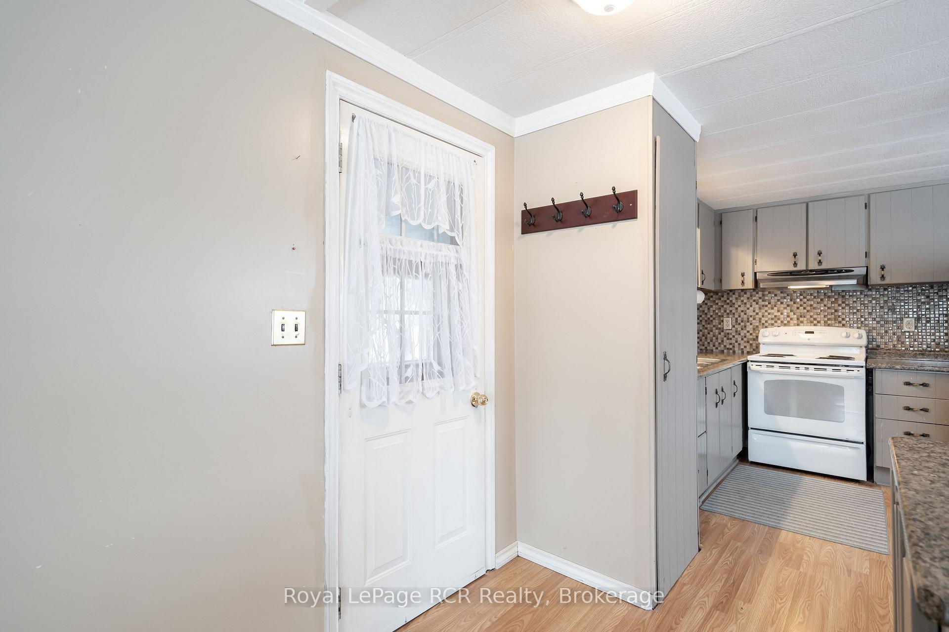 Photo 10 of Unit Unit #3, 302694 Douglas Street, West Grey — HOMEH