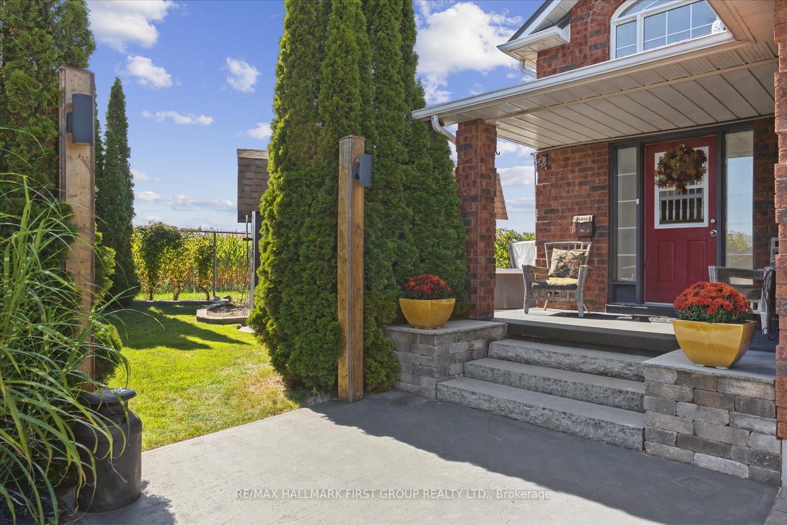Photo 5 of 188 Padfield Drive, Clarington, Bowmanville — HOMEH
