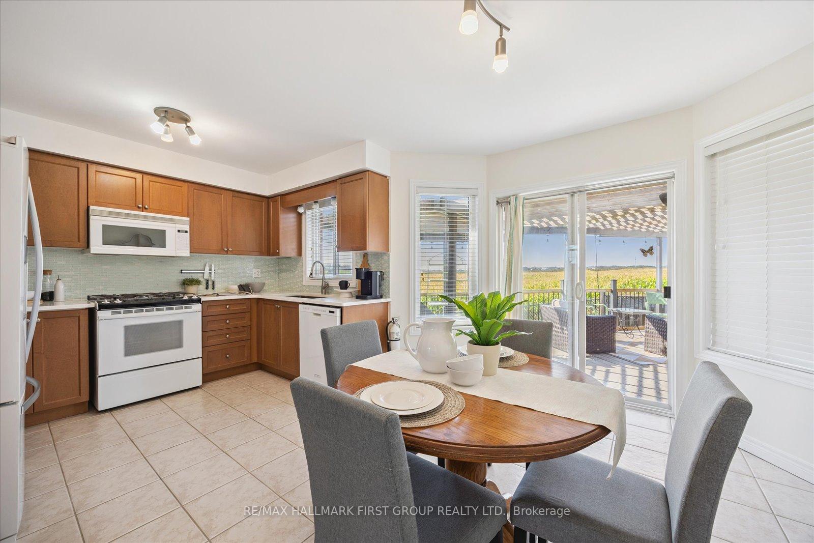 Photo 17 of 188 Padfield Drive, Clarington, Bowmanville — HOMEH