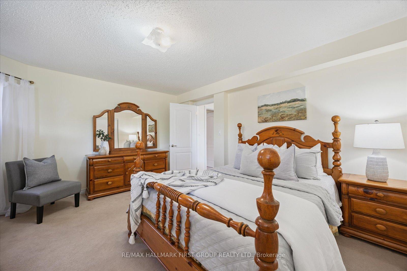 Photo 34 of 188 Padfield Drive, Clarington, Bowmanville — HOMEH