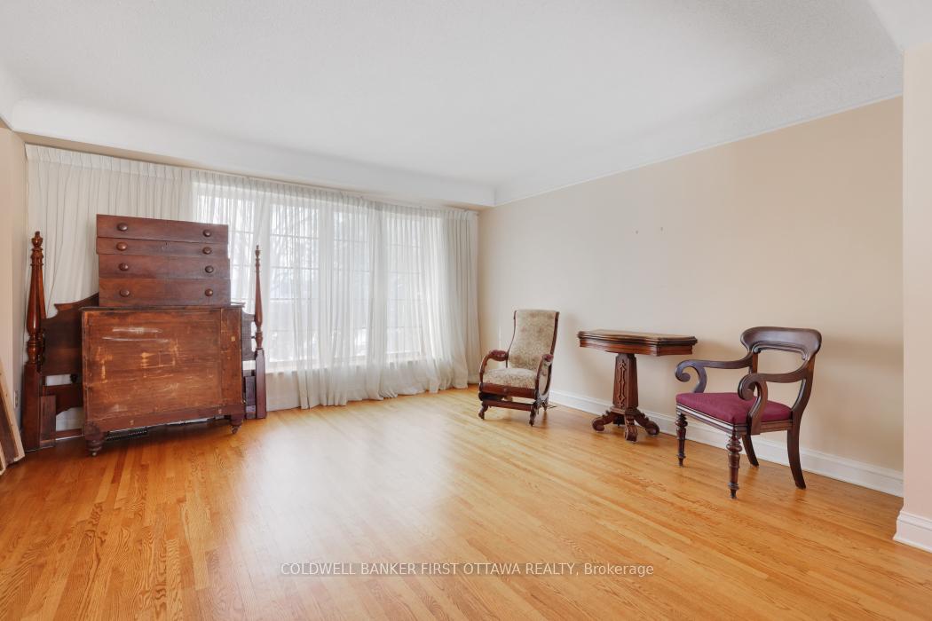 Photo 9 of 413 Island Park Drive, Ottawa, Ottawa West — HOMEH