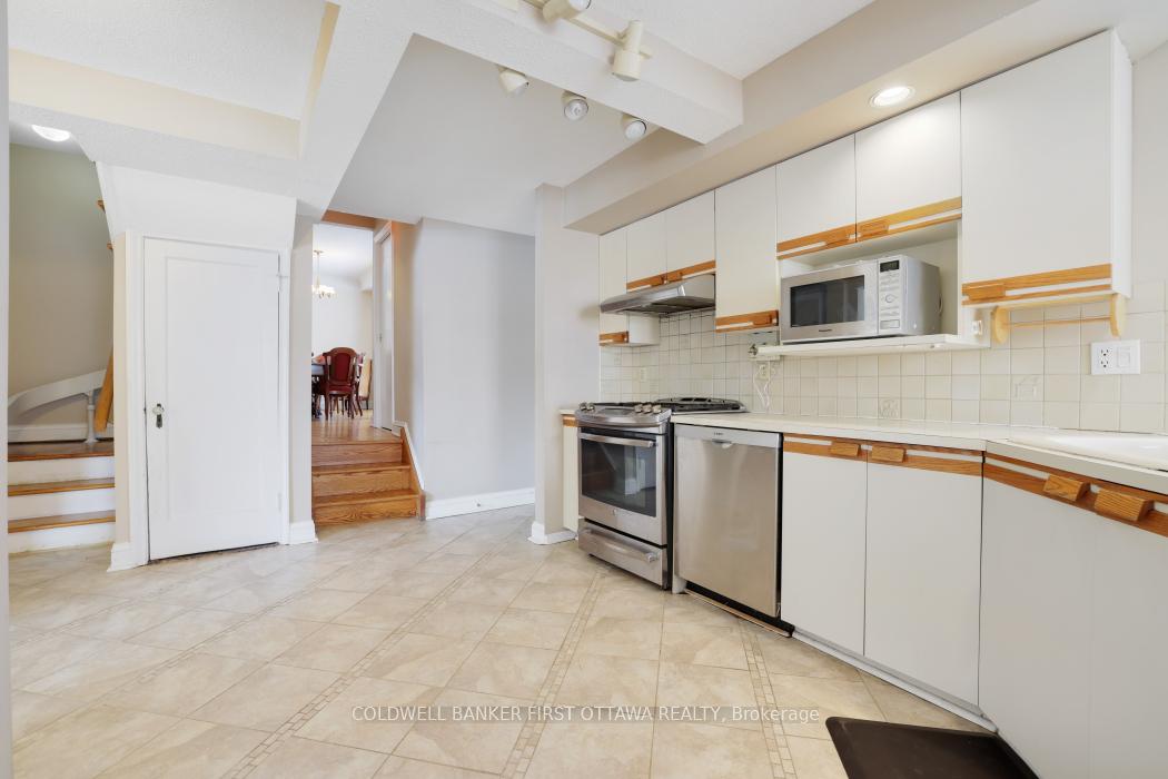 Photo 15 of 413 Island Park Drive, Ottawa, Ottawa West — HOMEH