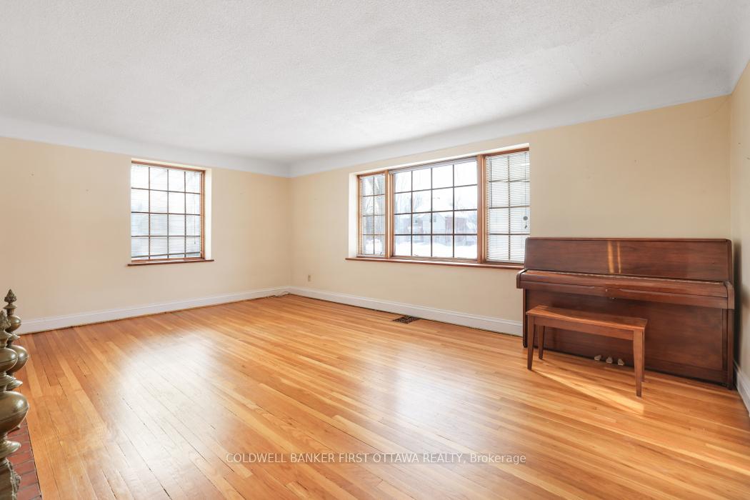 Photo 22 of 413 Island Park Drive, Ottawa, Ottawa West — HOMEH