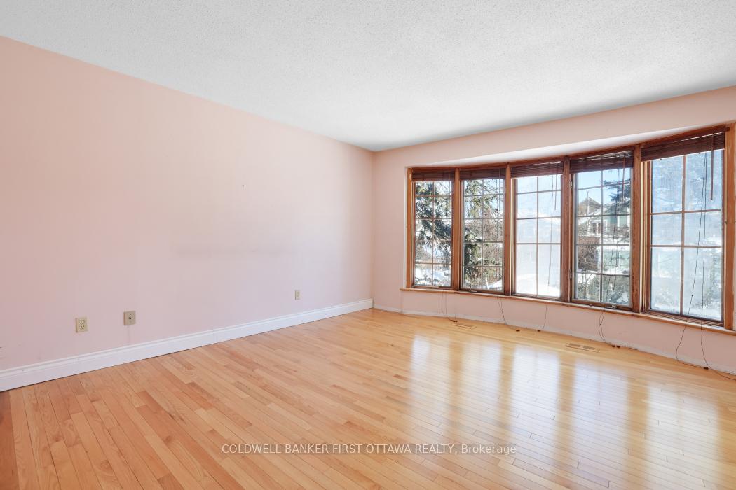Photo 23 of 413 Island Park Drive, Ottawa, Ottawa West — HOMEH