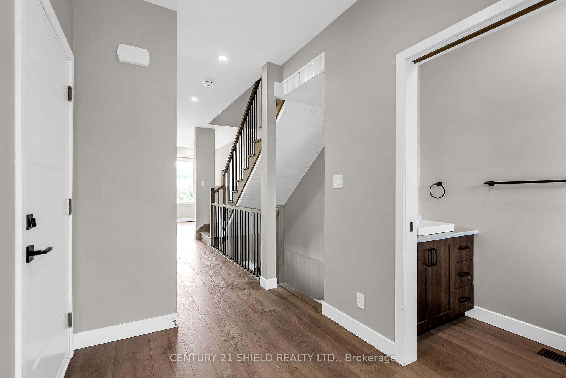 Photo 3 of 6831 Monument Way, South Glengarry, Lancaster — HOMEH