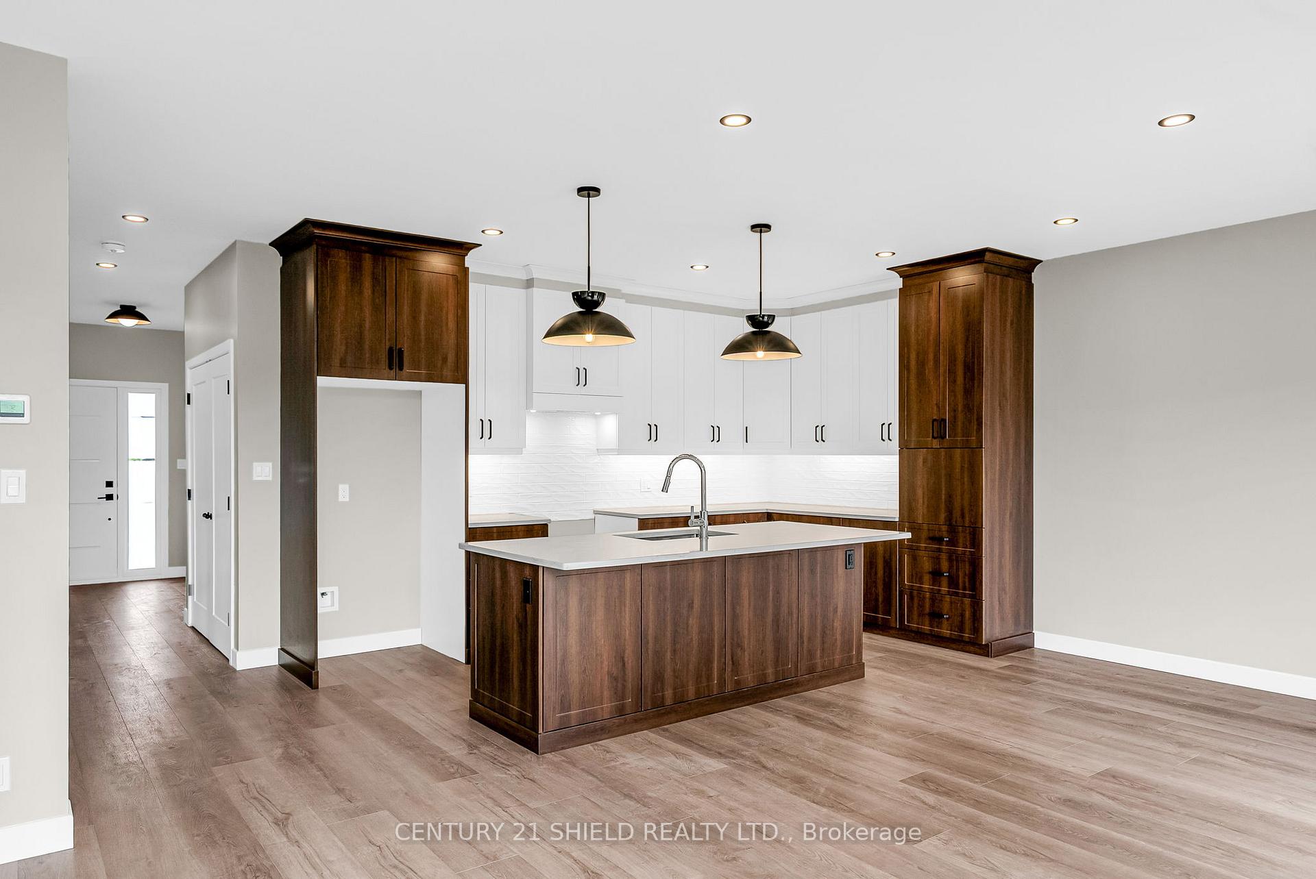 Photo 6 of 6831 Monument Way, South Glengarry, Lancaster — HOMEH