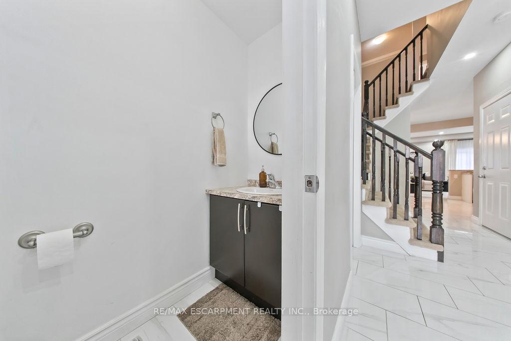 Photo 7 of Unit 19, 345 Glancaster Road, Hamilton, Villages of Glancaster — HOMEH