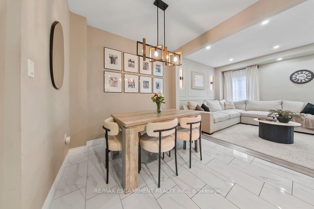 Photo 8 of Unit 19, 345 Glancaster Road, Hamilton, Villages of Glancaster — HOMEH