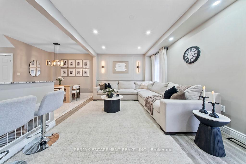 Photo 15 of Unit 19, 345 Glancaster Road, Hamilton, Villages of Glancaster — HOMEH