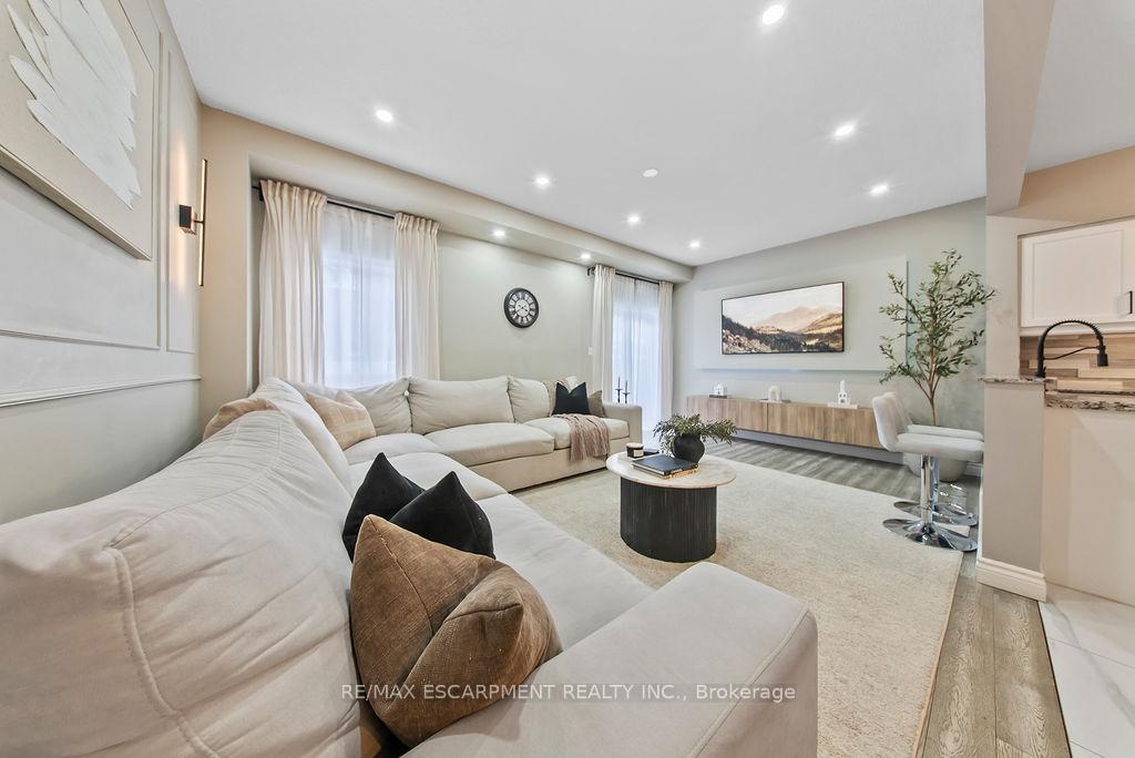 Photo 16 of Unit 19, 345 Glancaster Road, Hamilton, Villages of Glancaster — HOMEH