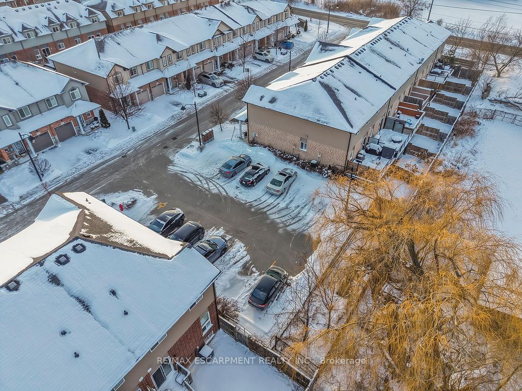 Photo 32 of Unit 19, 345 Glancaster Road, Hamilton, Villages of Glancaster — HOMEH