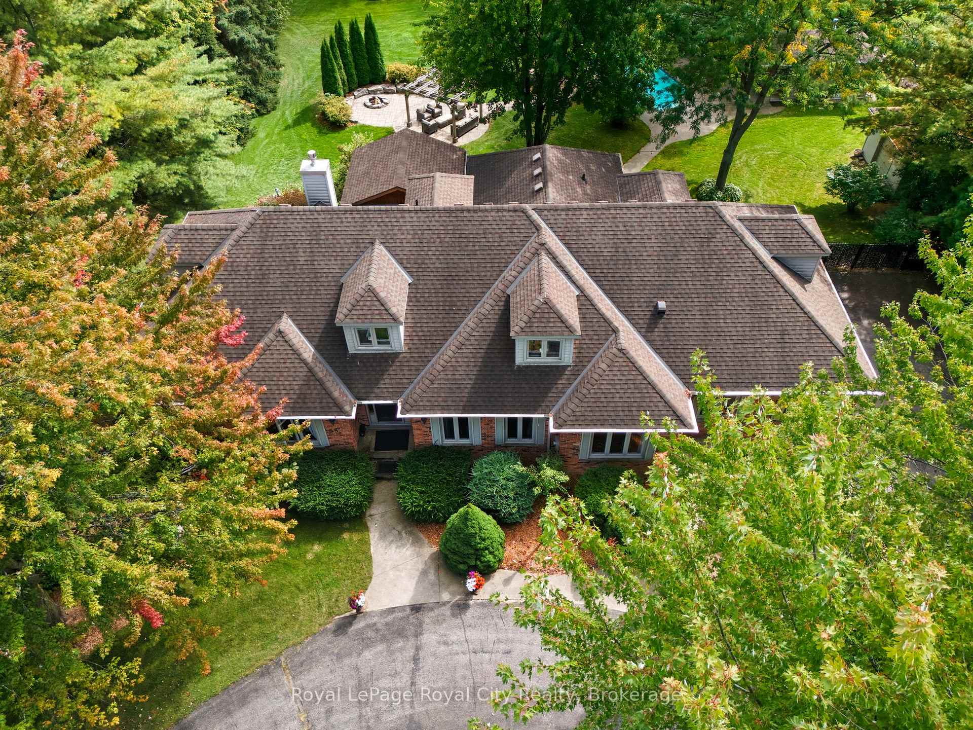 Photo 5 of 55 Bridle Path, Puslinch, Rural Puslinch East — HOMEH
