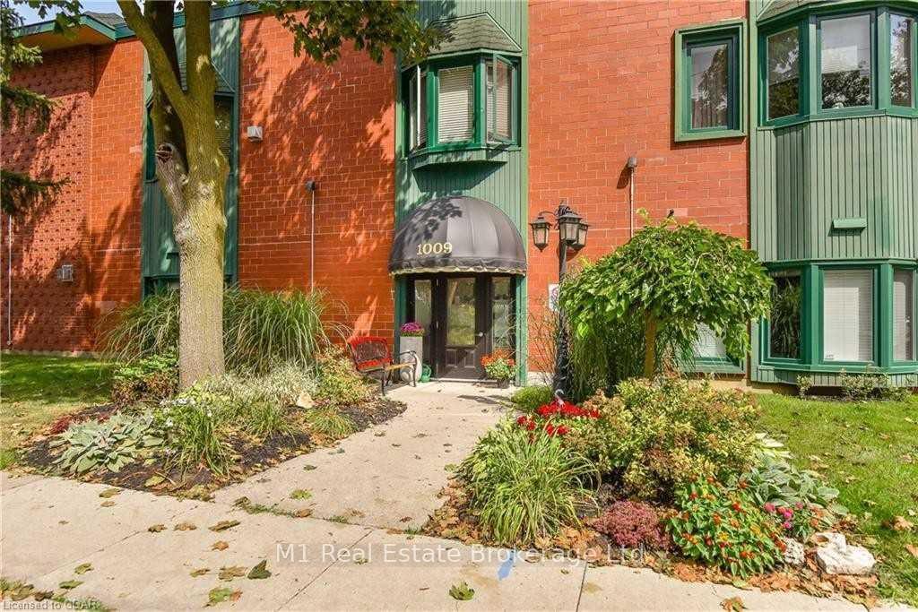 Photo 1 of Unit 206, 1009 Queenston Road, Cambridge, Preston South — HOMEH