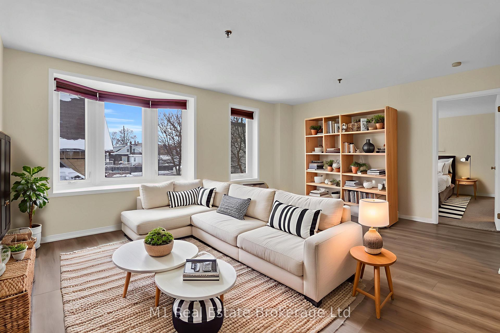 Photo 3 of Unit 206, 1009 Queenston Road, Cambridge, Preston South — HOMEH