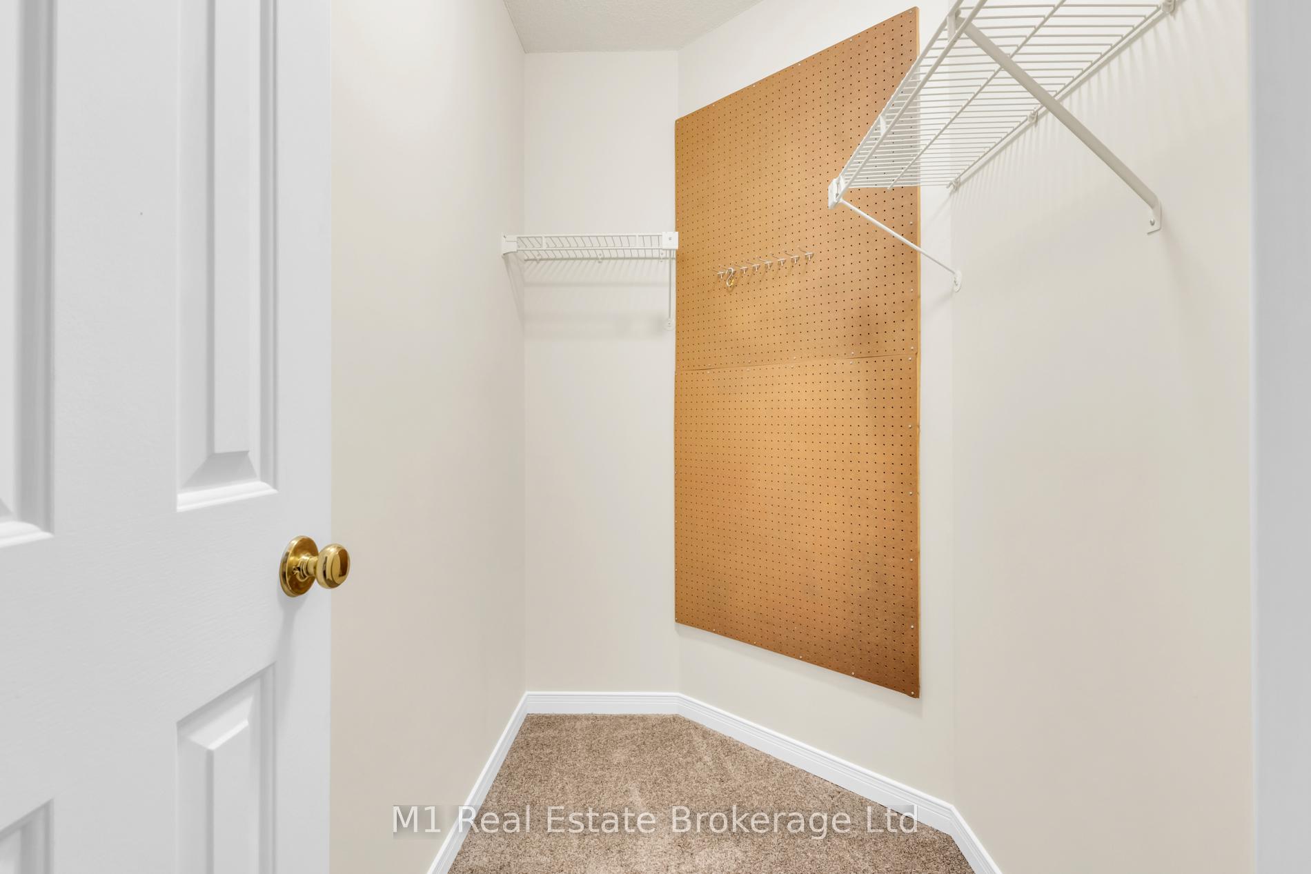 Photo 18 of Unit 206, 1009 Queenston Road, Cambridge, Preston South — HOMEH