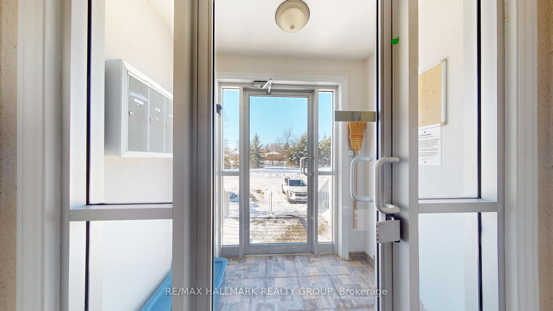 Photo 32 of Unit 1102, 237 Oak Street W, Gananoque — HOMEH