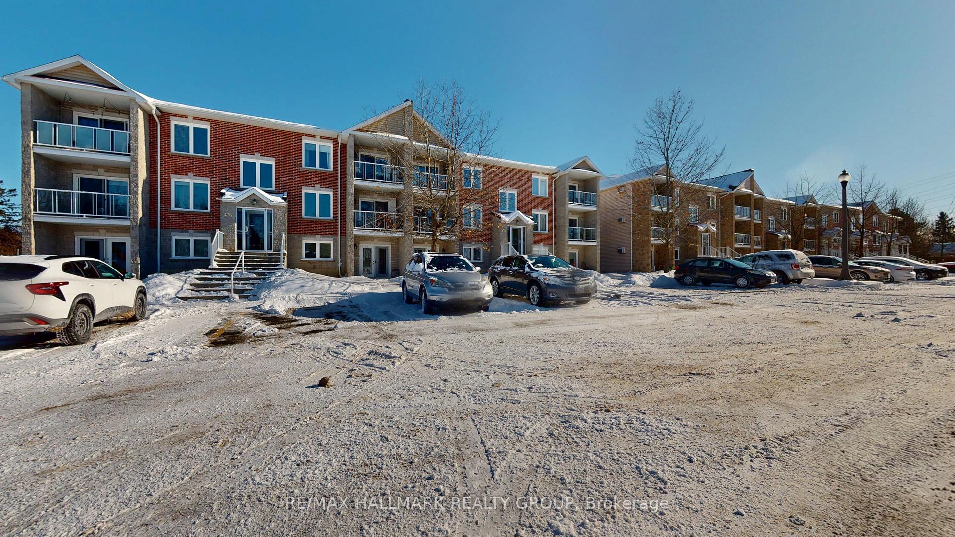 Photo 33 of Unit 1102, 237 Oak Street W, Gananoque — HOMEH