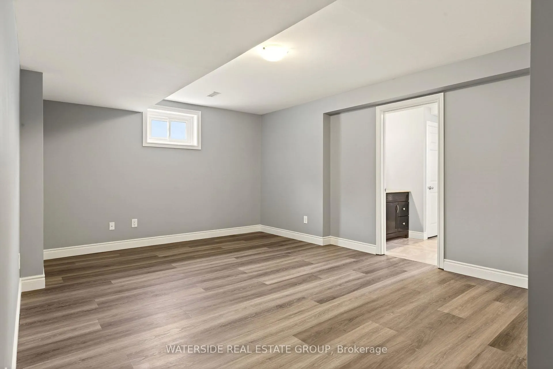 Photo 34 of 39 Bellevue Court, Welland, Coyle Creek — HOMEH