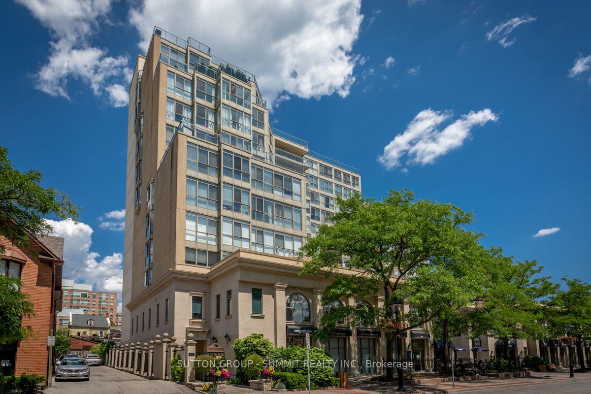 Front of Unit 602, 415 Locust Street