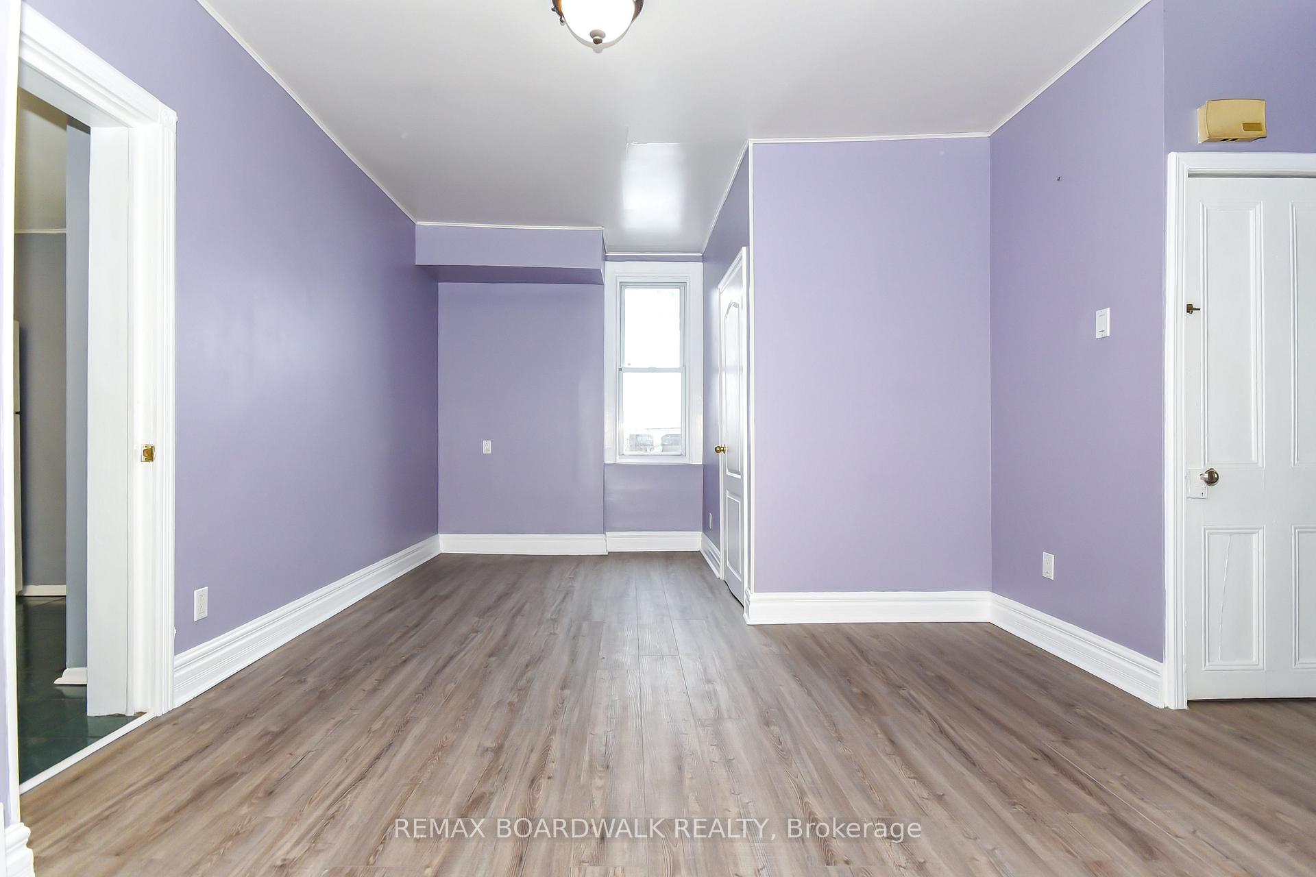 Photo 8 of 406 Marguerite Avenue, Ottawa, Vanier — HOMEH