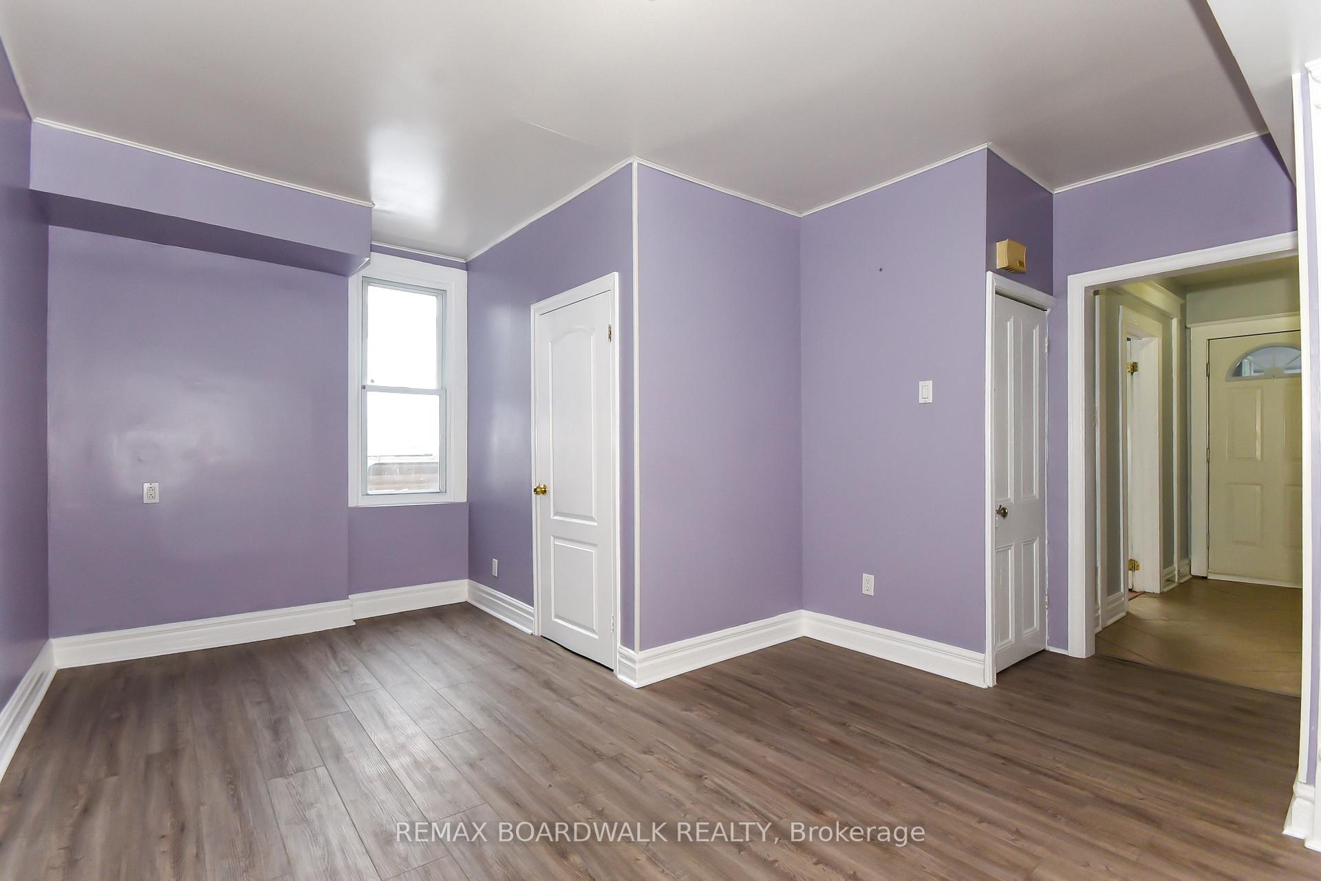 Photo 12 of 406 Marguerite Avenue, Ottawa, Vanier — HOMEH
