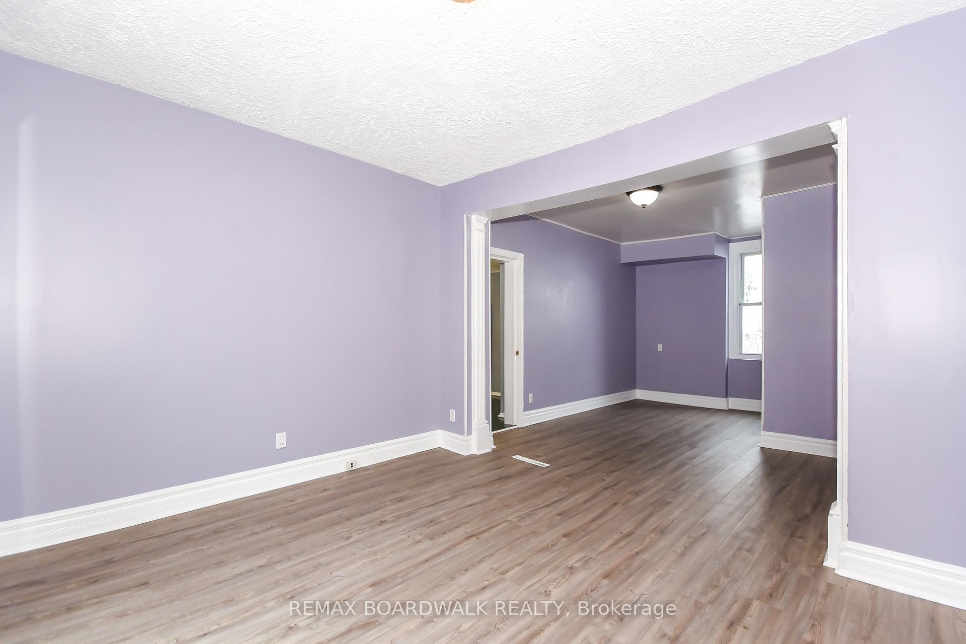 Photo 14 of 406 Marguerite Avenue, Ottawa, Vanier — HOMEH