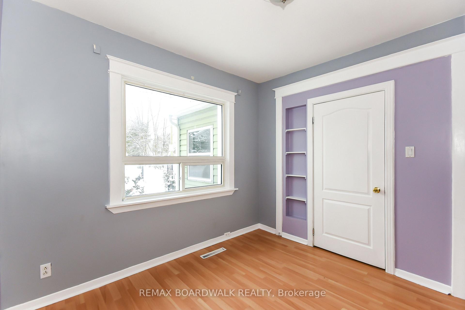 Photo 18 of 406 Marguerite Avenue, Ottawa, Vanier — HOMEH