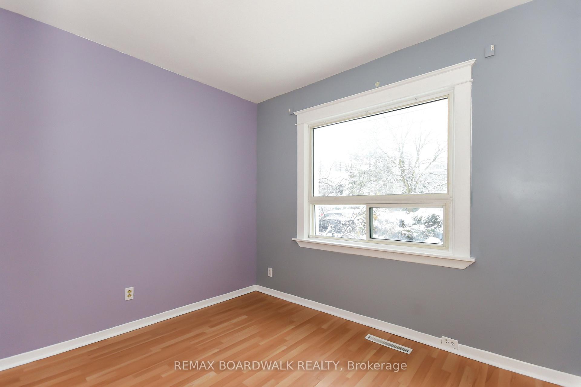 Photo 20 of 406 Marguerite Avenue, Ottawa, Vanier — HOMEH