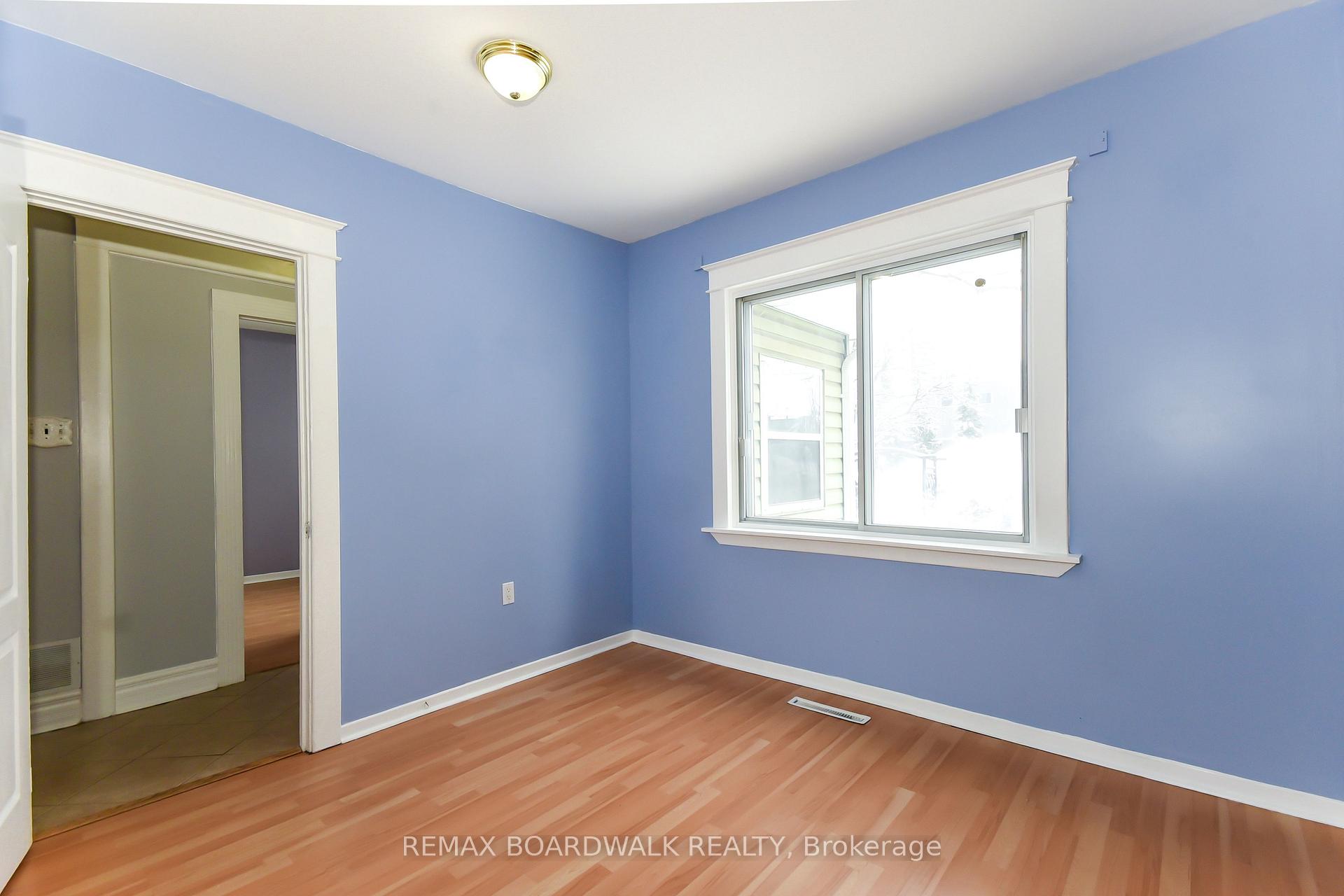 Photo 21 of 406 Marguerite Avenue, Ottawa, Vanier — HOMEH
