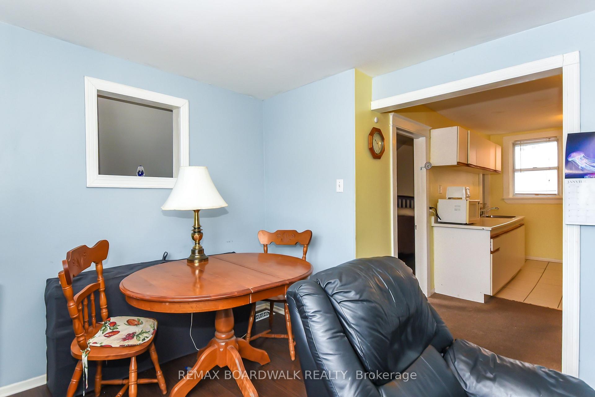 Photo 32 of 406 Marguerite Avenue, Ottawa, Vanier — HOMEH
