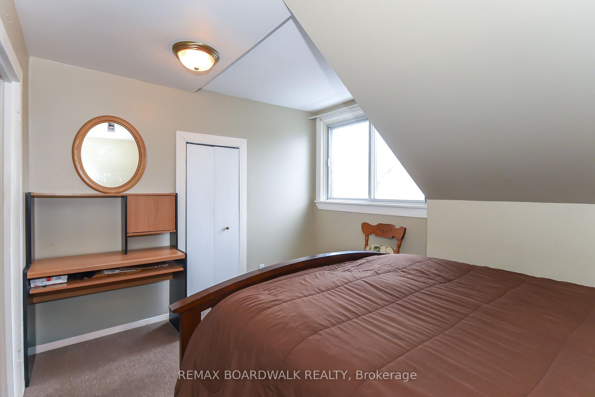 Photo 37 of 406 Marguerite Avenue, Ottawa, Vanier — HOMEH